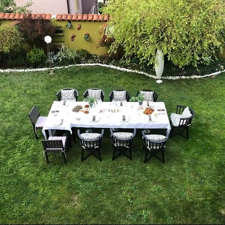 Lux Garden Home D Kumanovo Ngoại thất bức ảnh